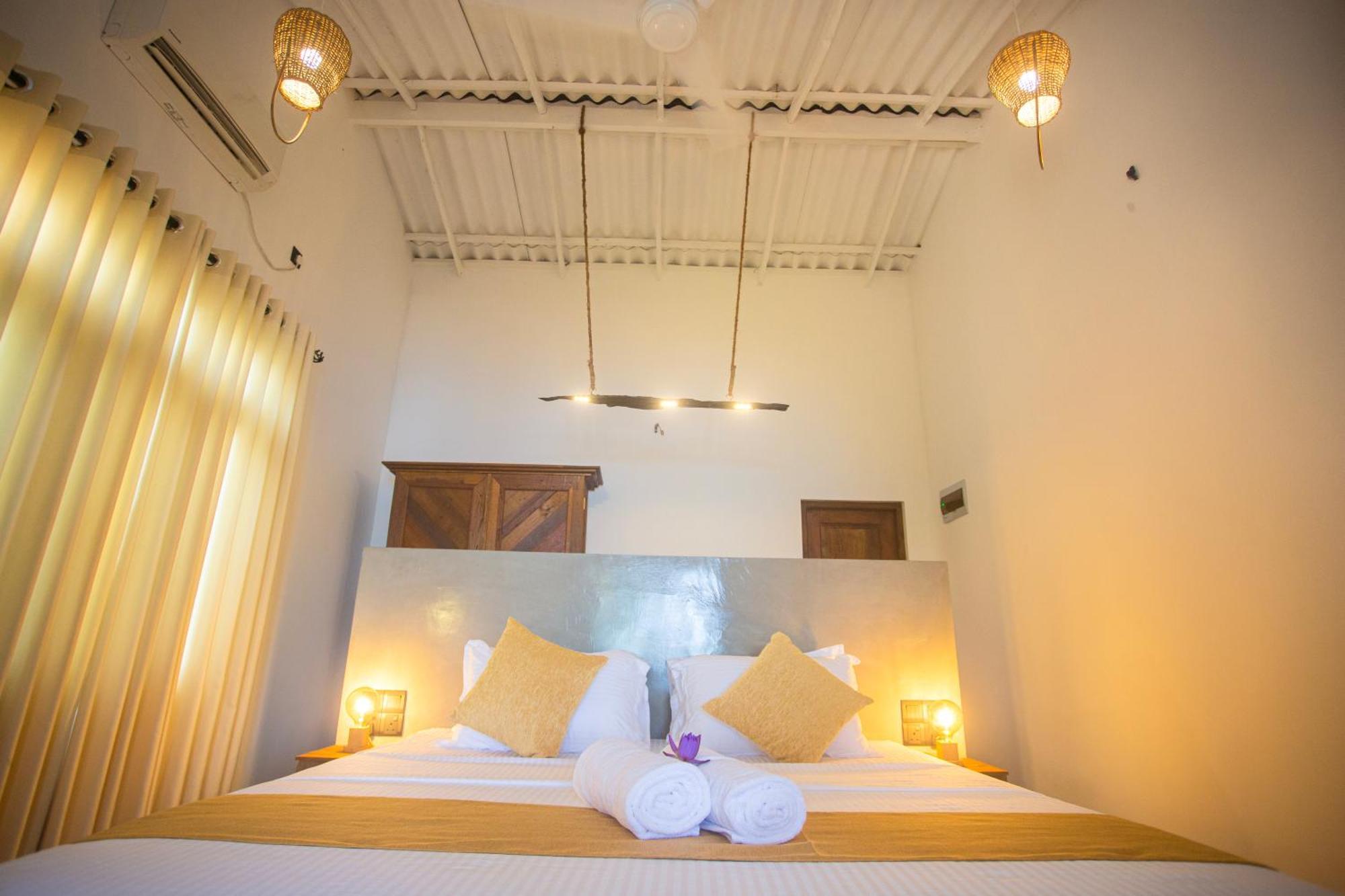 Aki Luna Lagoon Resort Hikkaduwa Eksteriør bilde
