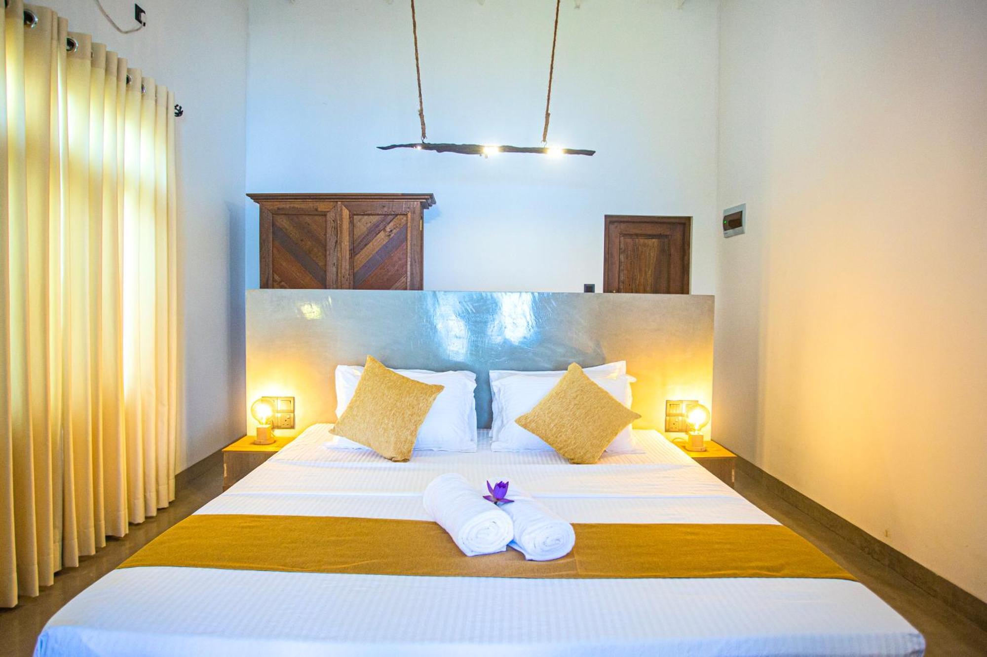 Aki Luna Lagoon Resort Hikkaduwa Eksteriør bilde