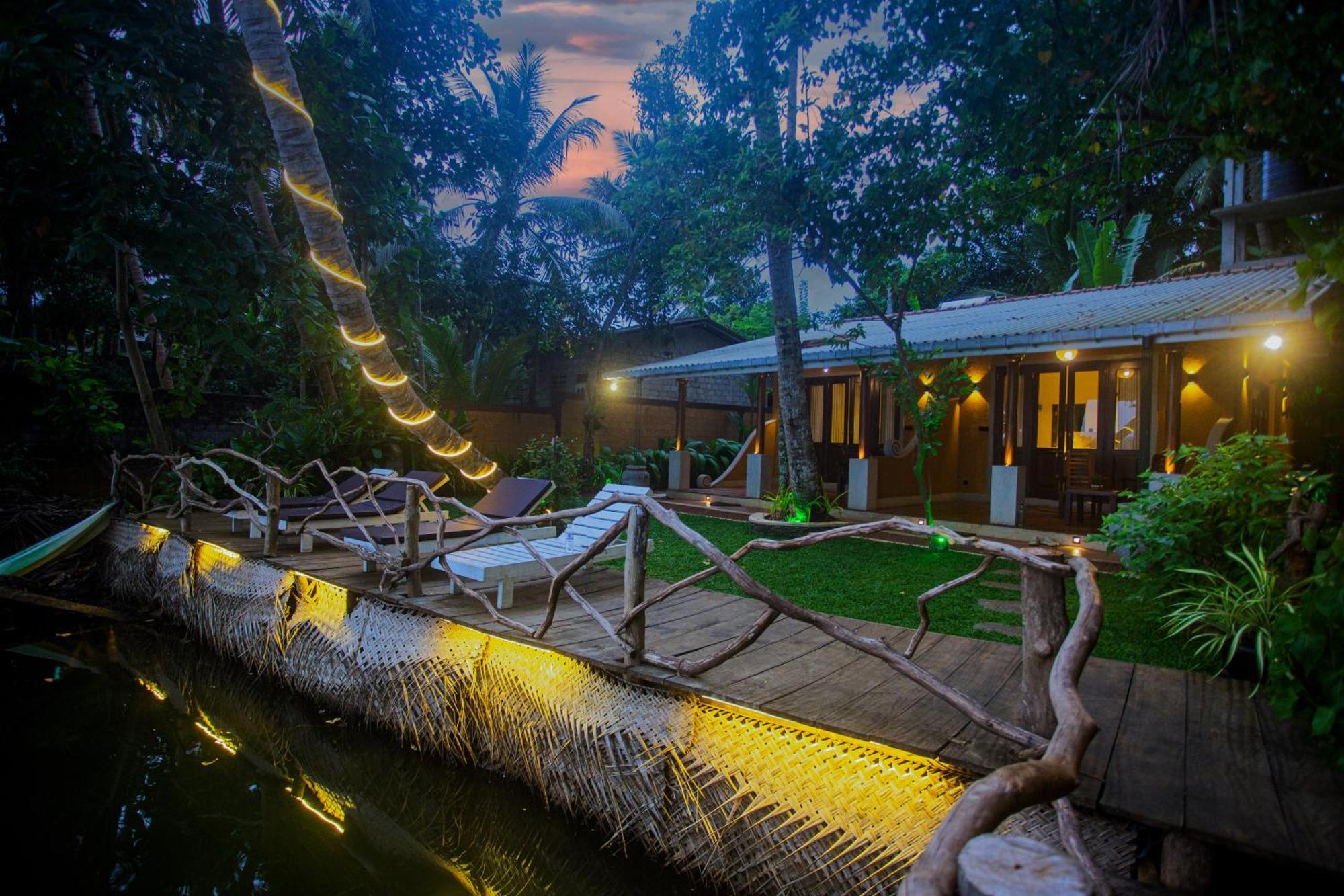 Aki Luna Lagoon Resort Hikkaduwa Eksteriør bilde